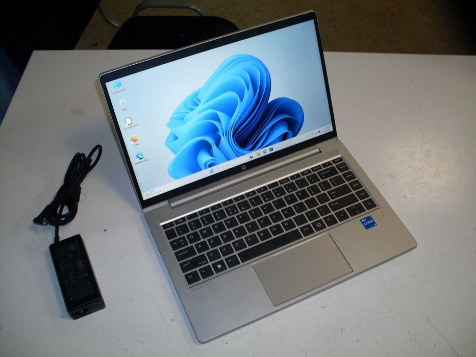 Laptop Hp ProBook 440 G8, i5-1135G7, 16GB RAM, SSD 512GB, 14" IPS FHD