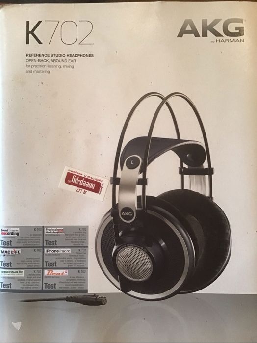 Продам студийные наушники AKG- K702