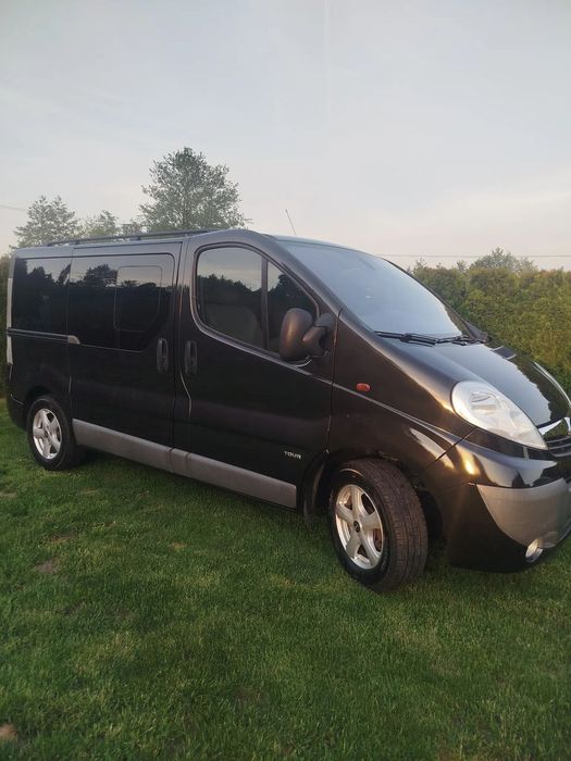 Opel Vivaro Opel Vivaro TOUR