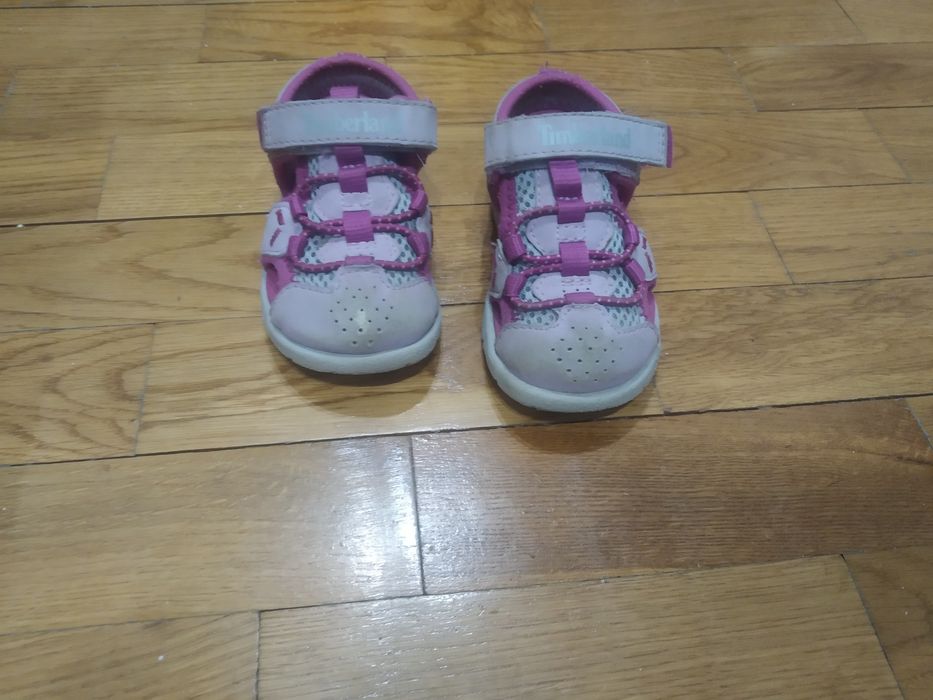 Дитячі босоніжки 22 р.