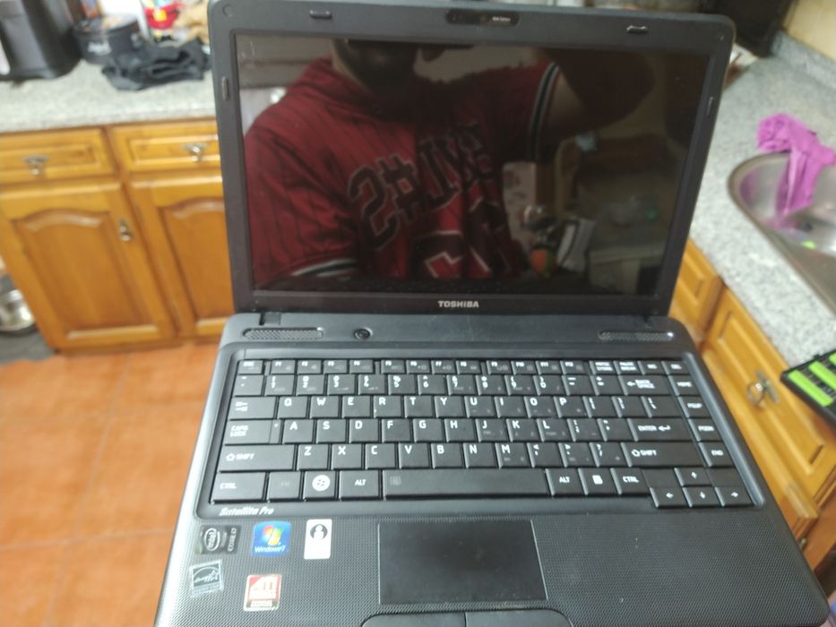 Portable Computers for Parts64750558136706122