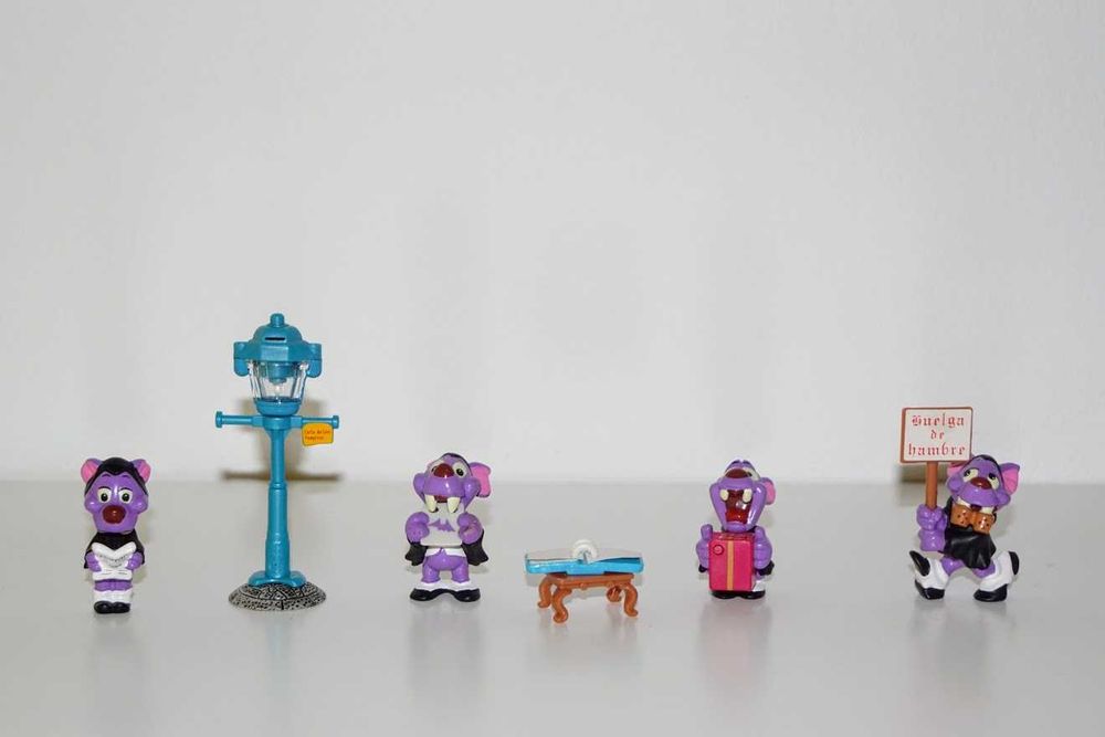 Bonecos Maia Heidi Marretas Majora Taurus Kinder Ferrero