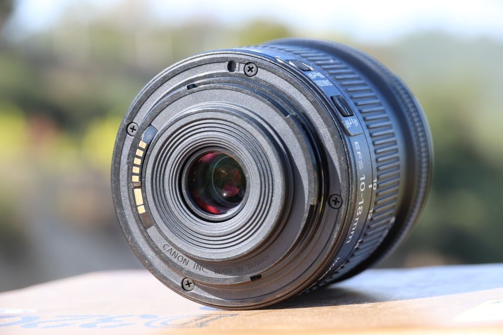 Canon EFS 10-18 mm F/4.5-5.6 IS STM