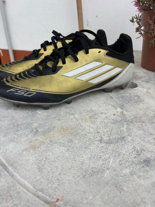 Chuteira Adidas F50 League