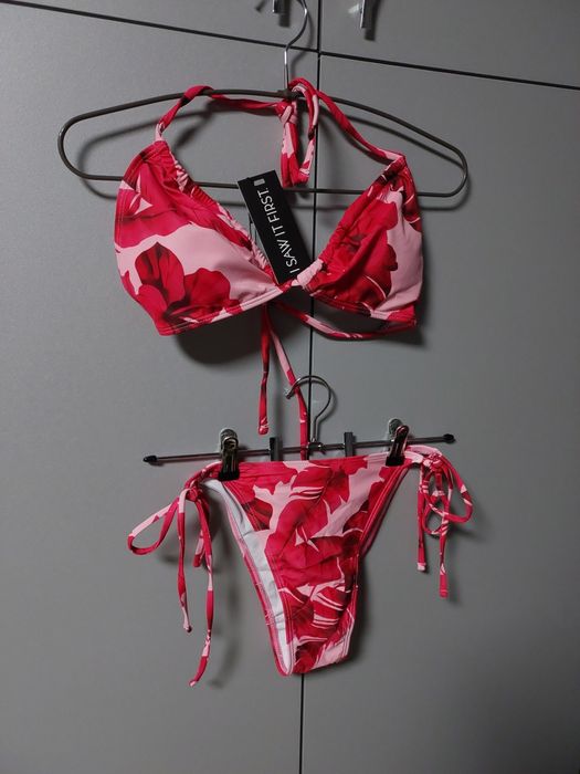 Новий жіночий купальник з біркою розмір S-M бренду i saw it firs