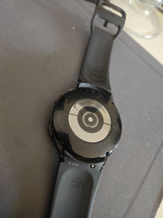 Samsung Galaxy Watch 4