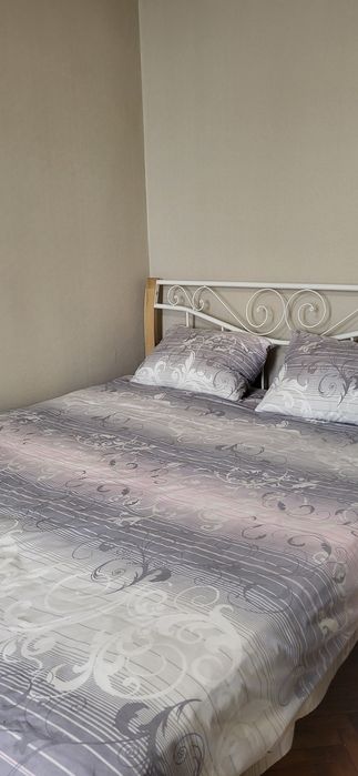 1 к пр-кт Воздушных сил выдаю док  сутки 800грн от 15 суток СКИДКИ.