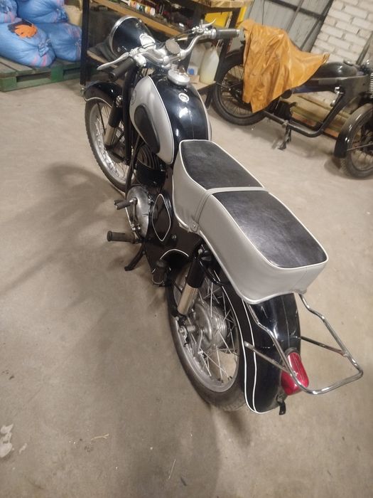SHL m11 66r na białe tablicę
