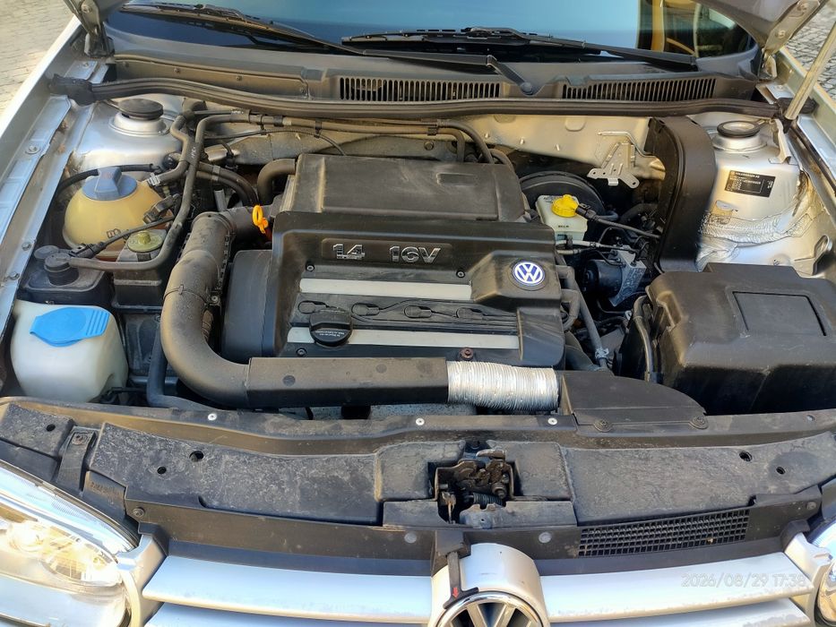 Golf 1.4  completo 2001