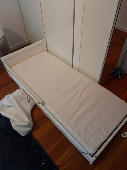 Cama IKEA (sem pés) + colchão + ripas + protetor de colchão