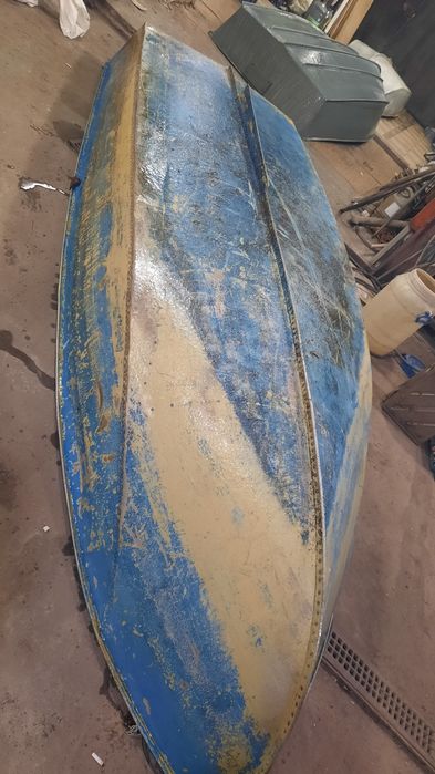 Лодка бакай длина 3.80