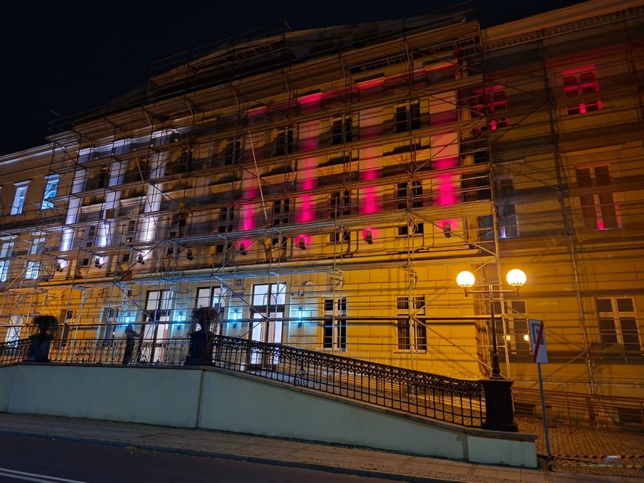 rusztowanie wynajem montaż demontaż rusztowań z uprawnieniami