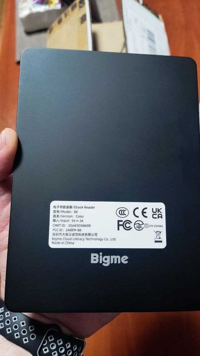 Читалка Bigme B6 з кольоровим екраном і повноцінним Google Play