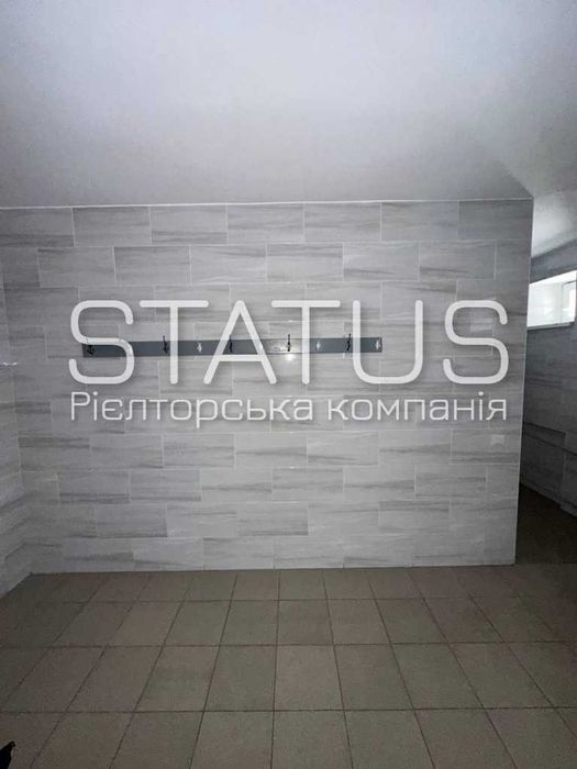 код 16267 Кімнатна в гуртожитку, цегляний будинок