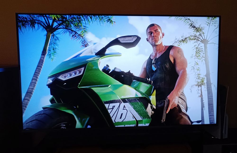 Smart TV Hisense 55" U8Q Mini-LED ULED (Oportunidade Única)