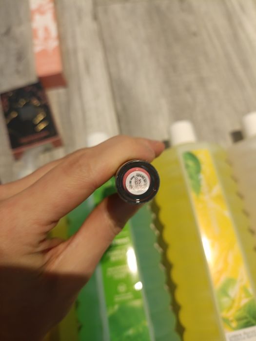 Szminka w płynie prized pink avon