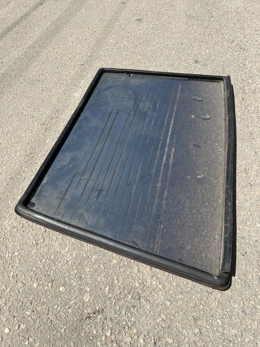 Скло Задне Москвіч 2141