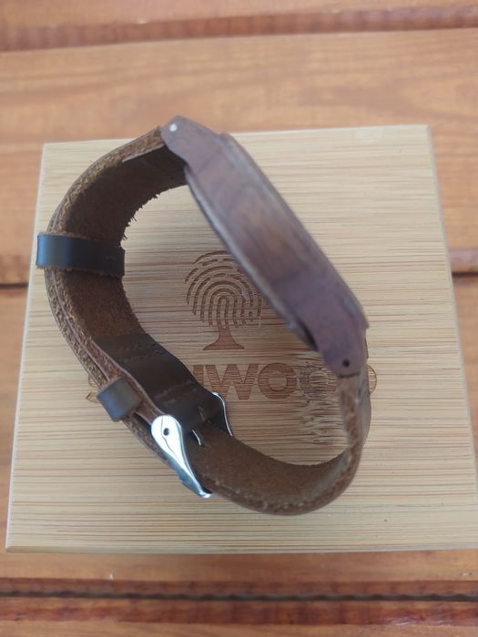 Дерев'янний годинник skinwood