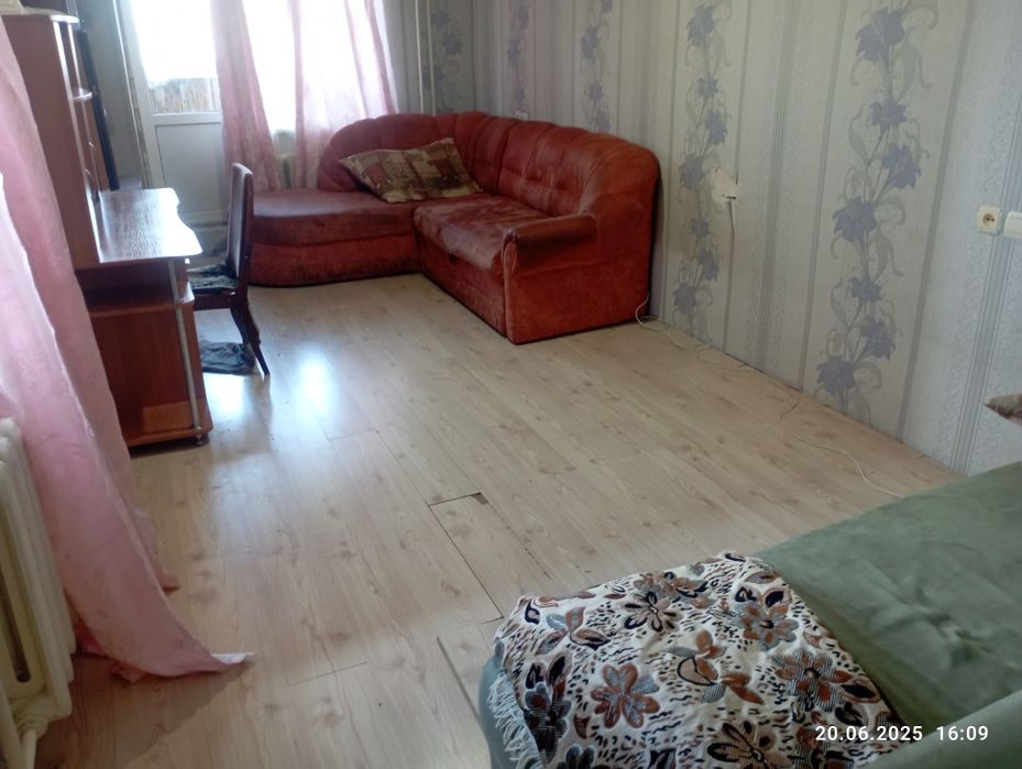 Здається 2 Кімнатна Квартира Центр Для Військових,Будівельників