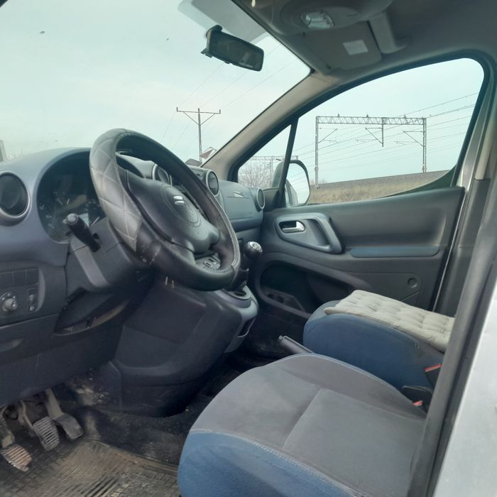 Citroen berlingo, peugeot partner 2010r na części