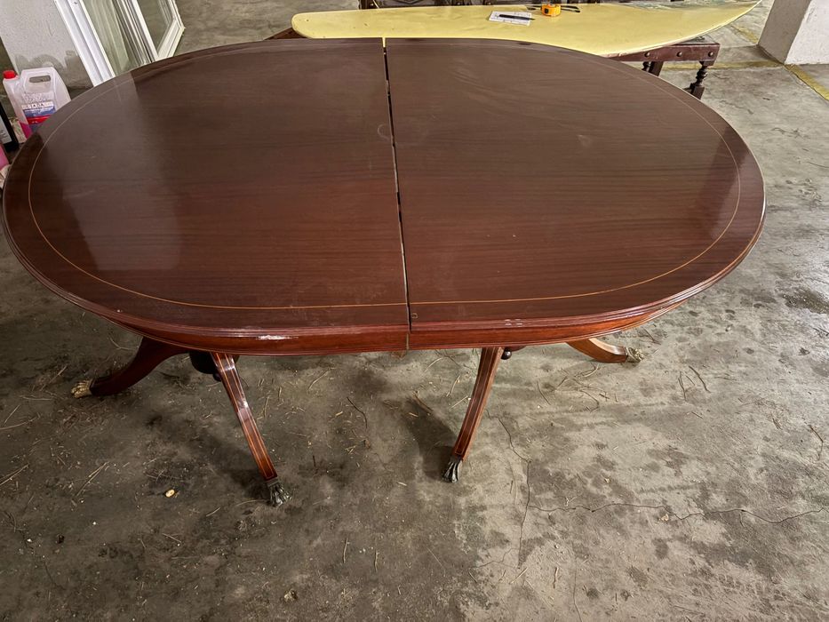 Mesa de Madeira extensível em excelente estado + 6 cadeiras