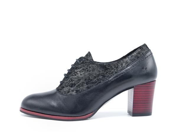 Шкіряне взуття. Весна. Осінь. Каблук. Туфлі жіночі. Елегантне взуття