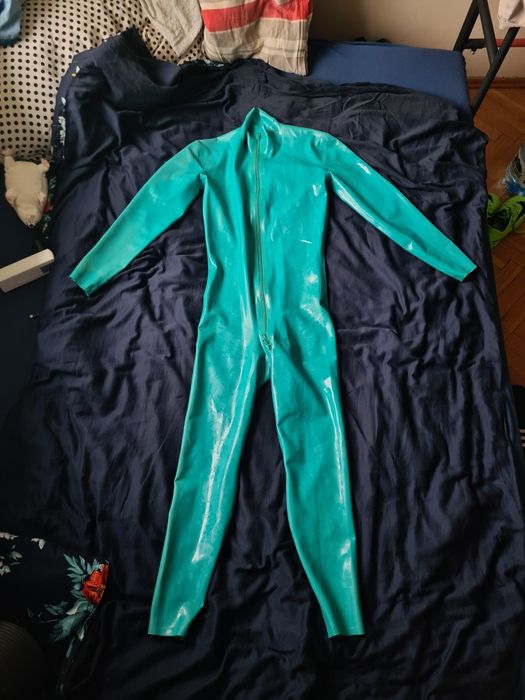 Lateksowy kombinezon latexowy latex catsuit