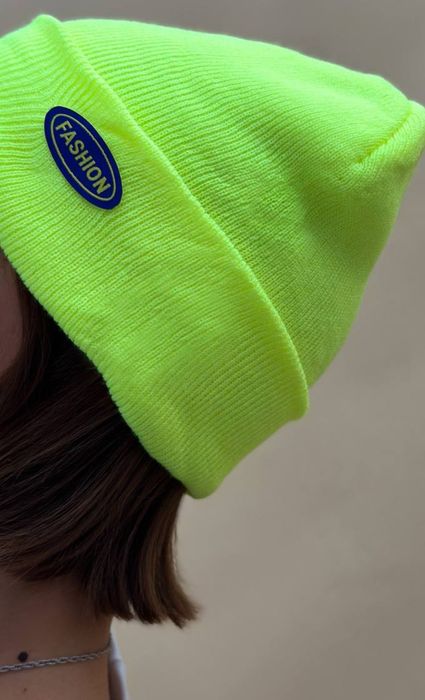 Шапка в трёх цветах