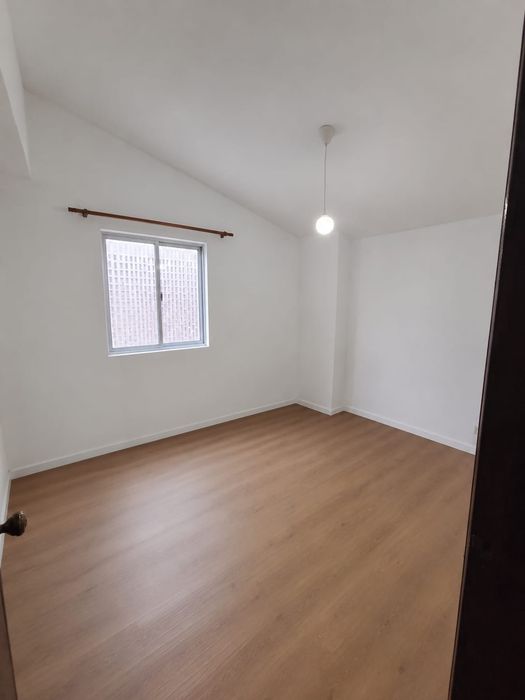 Aluguer de T2 renovado.