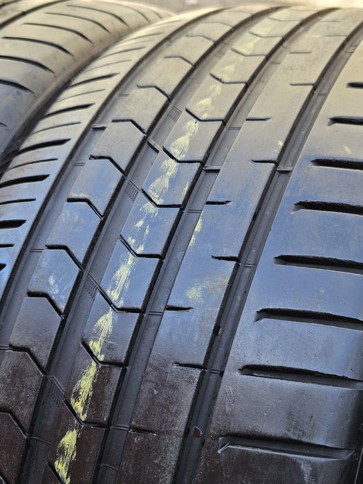 Шины БУ 225 40 R 18 Vredestein ultrac satin лето комплект