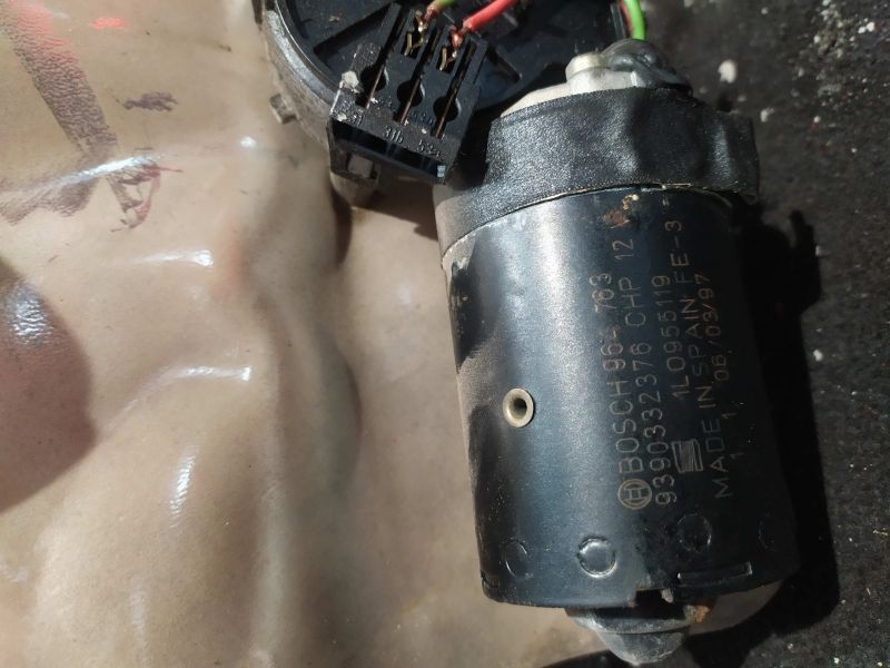 Motor De Limpa Vidros Seat Ibiza Ii (6K1)