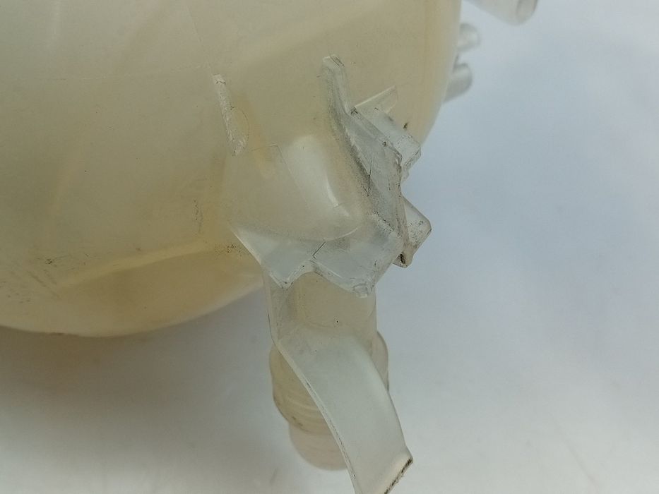 Reservatório / depósito da água / líquido de refrigeração PEUGEOT 208