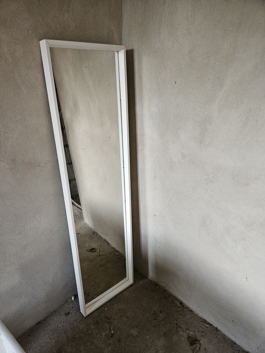 Lustro stojące białe