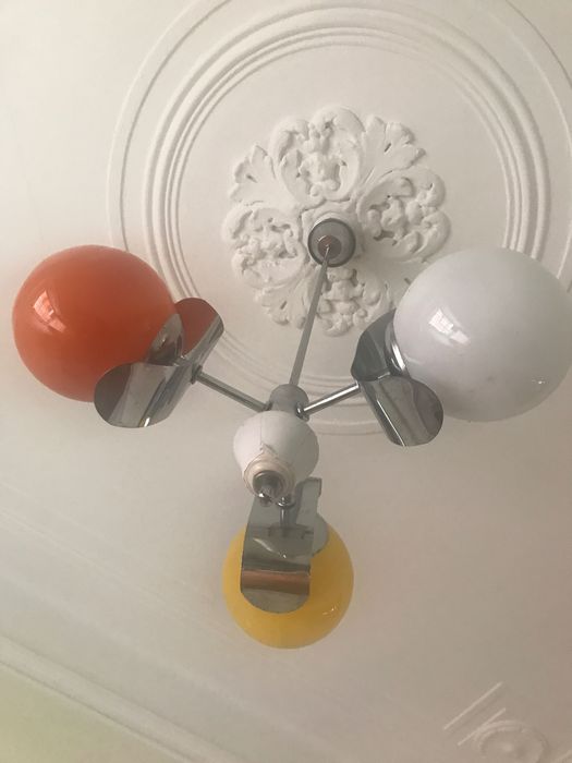 Candeeiro sala art deco original bolas vidro laranja amarelo e branco