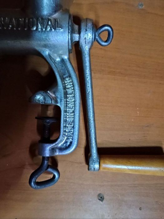 Винтажная мясорубка National Spong производство Англия
