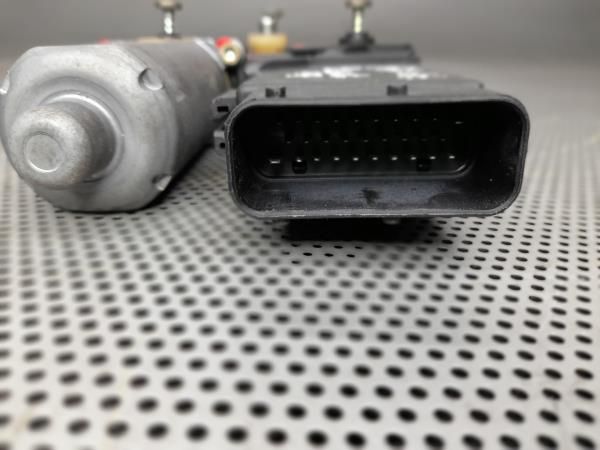 Motor vidro frente direito VOLKSWAGEN Passat (3B2)