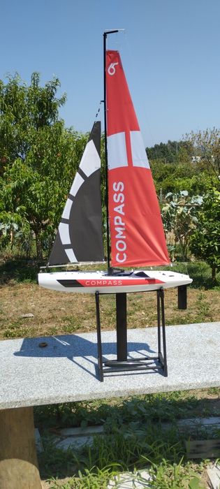 Veleiro rc categoria 65 cm