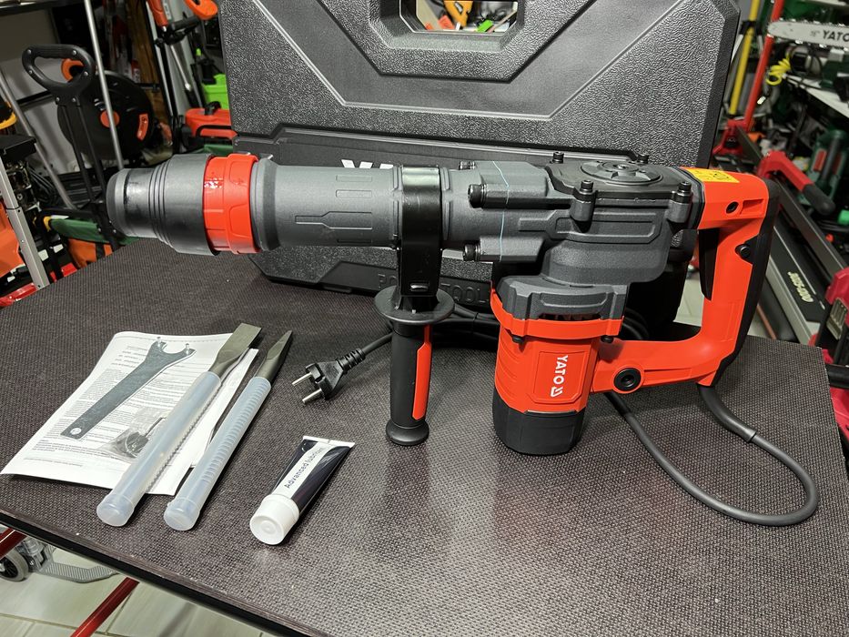 Отбойный молоток YATO YT-82134 SDS-Max 20 Дж 1500 Вт