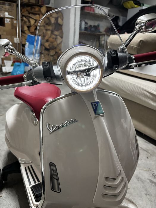 Vespa a bateria em excelente estado