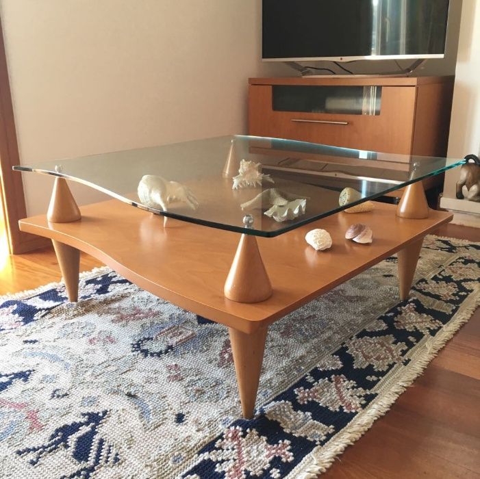 Mesa de Centro em Cerejeira