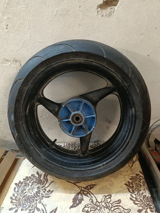 Felga tylna honda CBR 600 f4