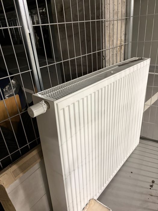 Grzejnik Purmo Ventil Compact 900×1000 3260W