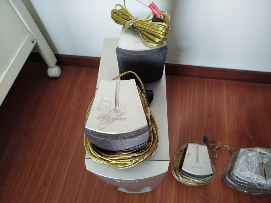 Sistema colunas SONY