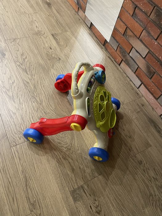 Chodzik pchacz dla dziecka