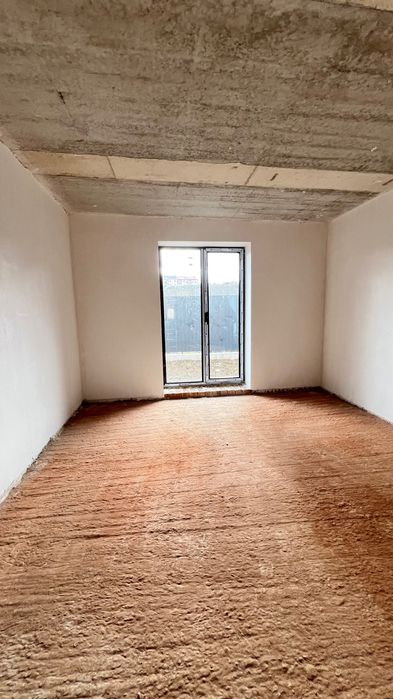 Зданий дуплекс ,готовий до ремонту