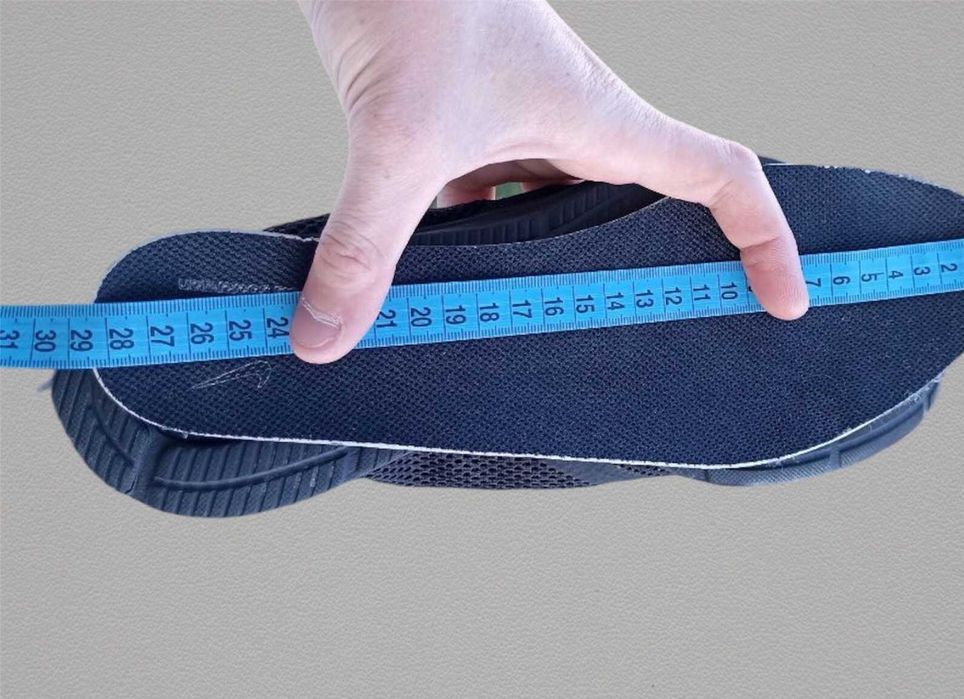 Спортивне взуття Nike