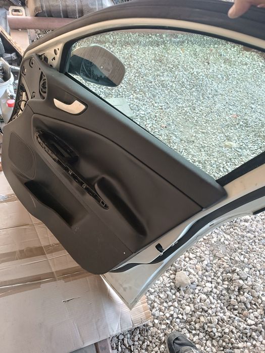 Drzwi prawy przód Alfa Romeo Giulietta 296a