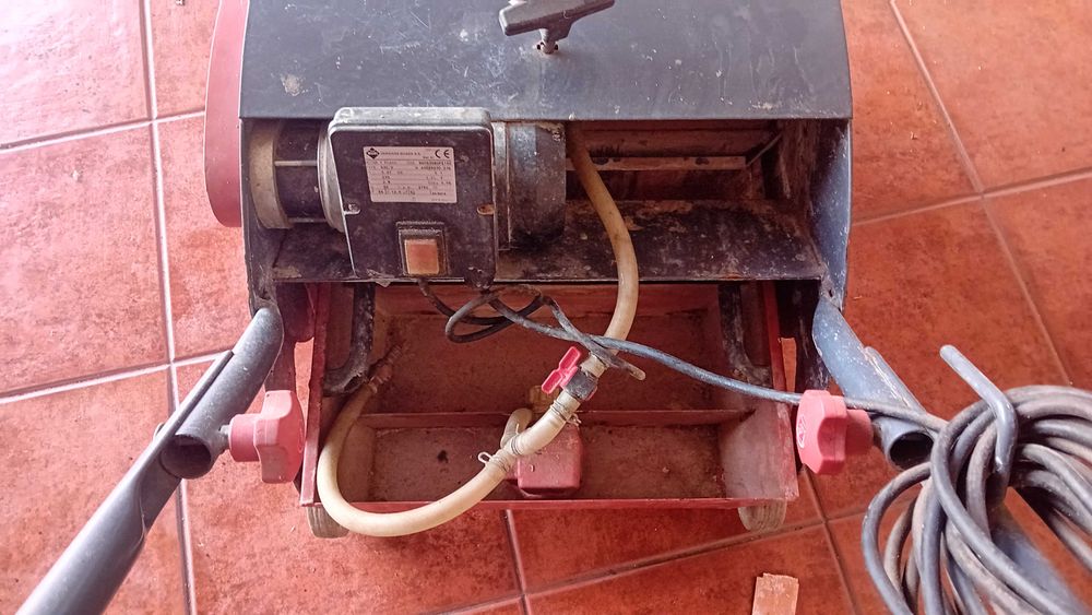 Maquina elétrica de limpeza de juntas Rubi Spomatic 250.62900