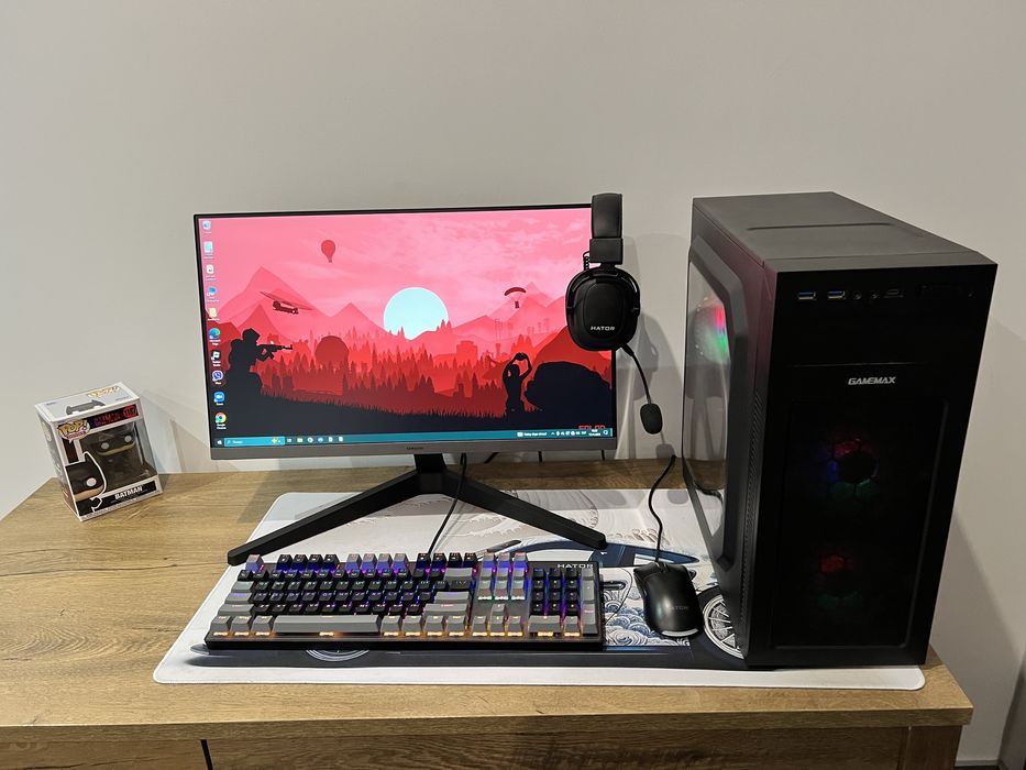 Ігровий пк + навушники та мишках