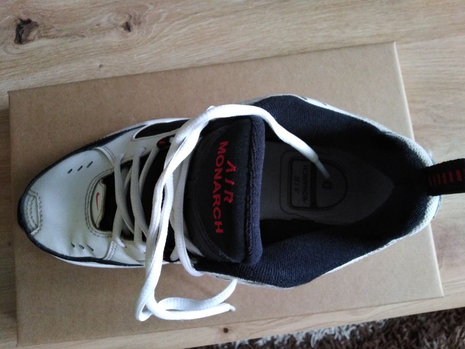 Buty nike air monarch IV